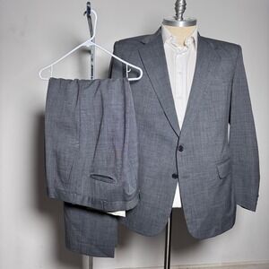 Barry Manufacturing Suit Mens 44R 39x30 Grey Solid Wool Two Button Single Vent
